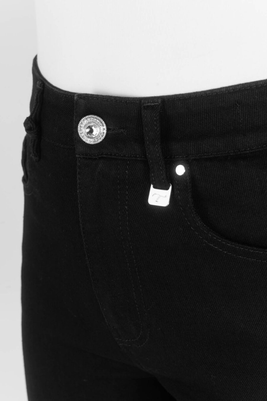 JEANS MONICA FLARE CUT FLARE IN DENIM NERO - immagine 9