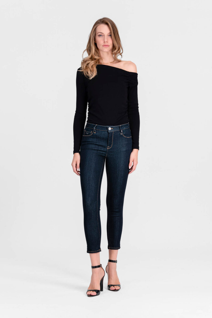 JEANS BIANCA CAPRI SKINNY IN DENIM STRETCH BLU SCURO - immagine 2