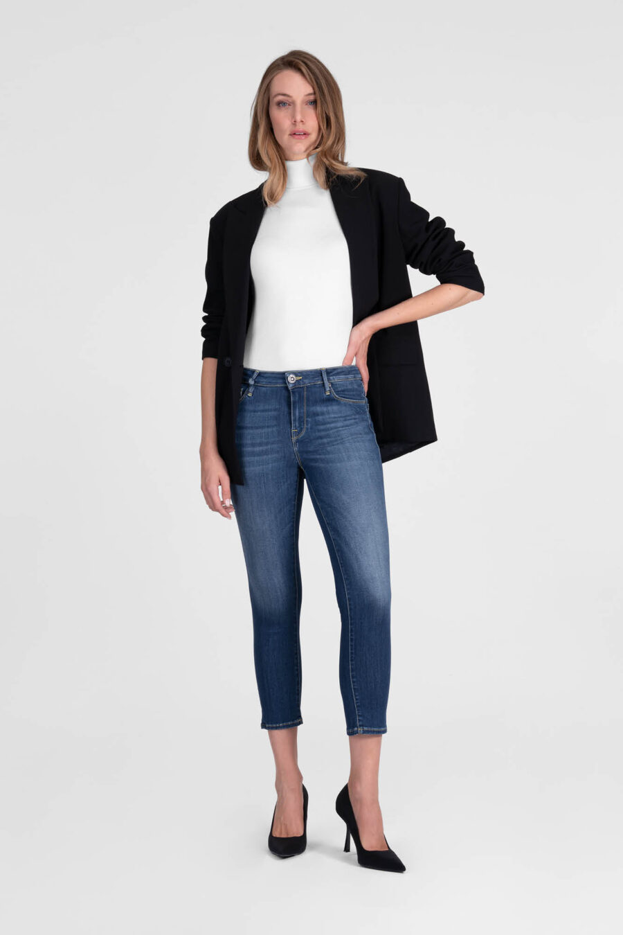 JEANS BIANCA CAPRI SKINNY IN DENIM STRETCH BLU MEDIO - immagine 2