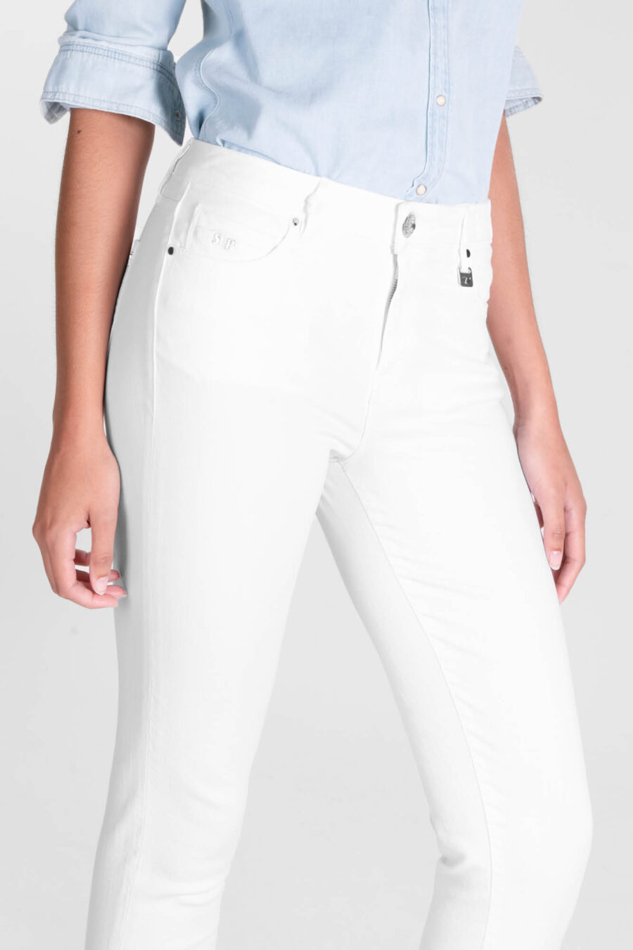 BIANCA CAPRI SKINNY STRETCH COTTON GABARDINE JEANS - Image 5