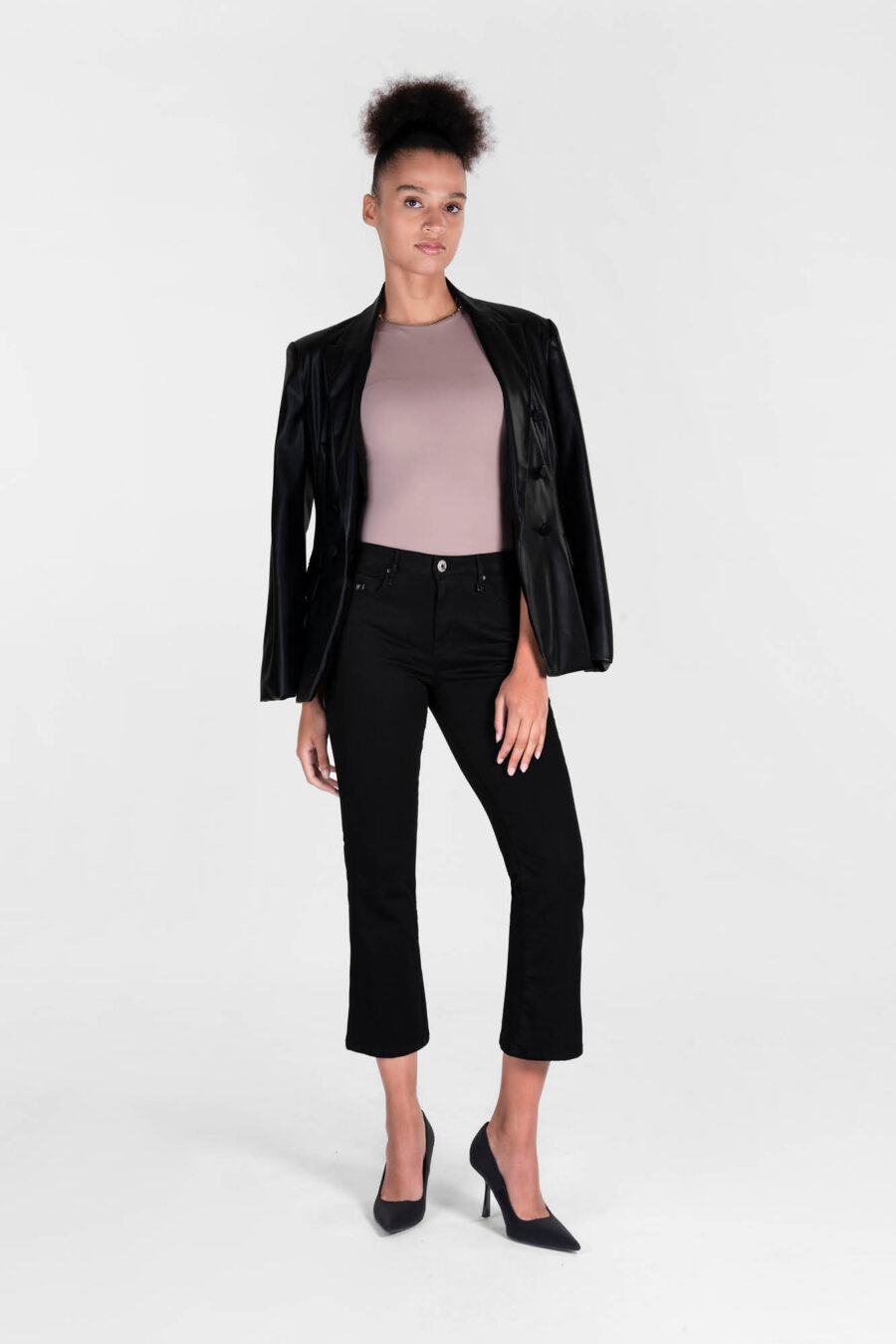 BIANCA FLARE CUT JEANS IN BLACK STRETCH DENIM - Image 2