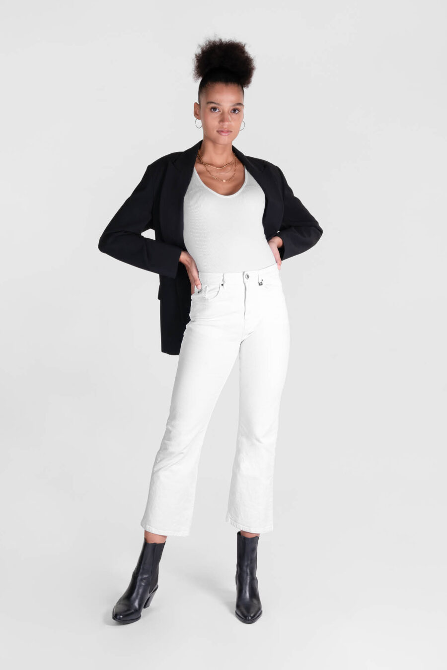 MONICA FLARE CUT PANTS IN WHITE COTTON BULL - Image 2