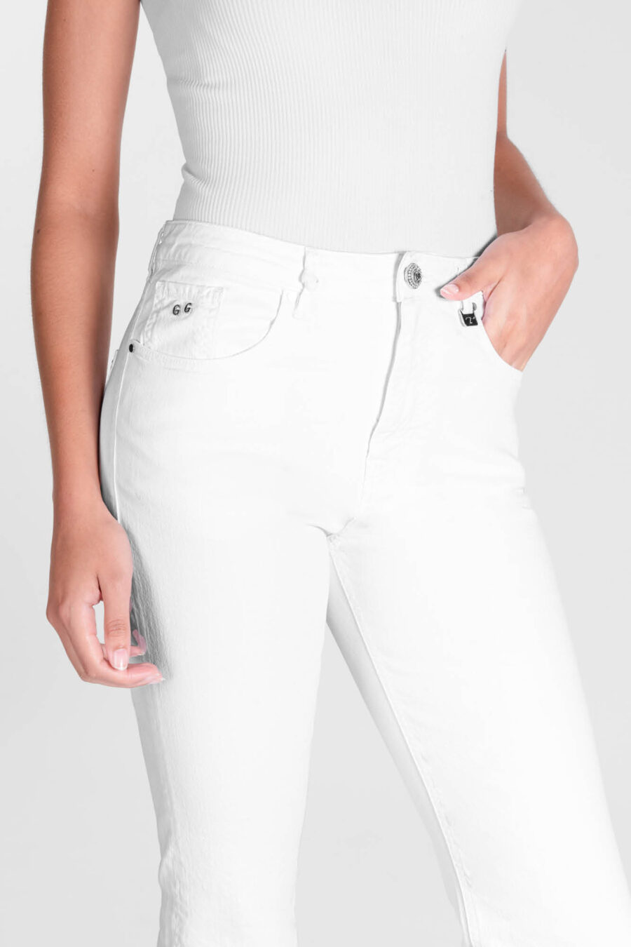 MONICA FLARE CUT PANTS IN WHITE COTTON BULL - Image 5