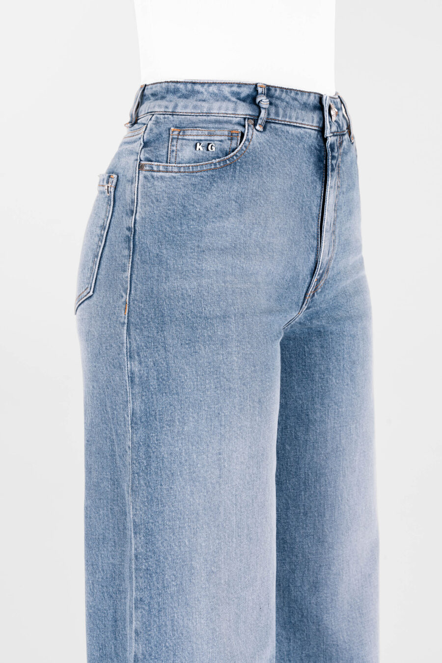 VIOLA WIDE LEG JEANS IN LIGHT BLUE DENIM - Image 8