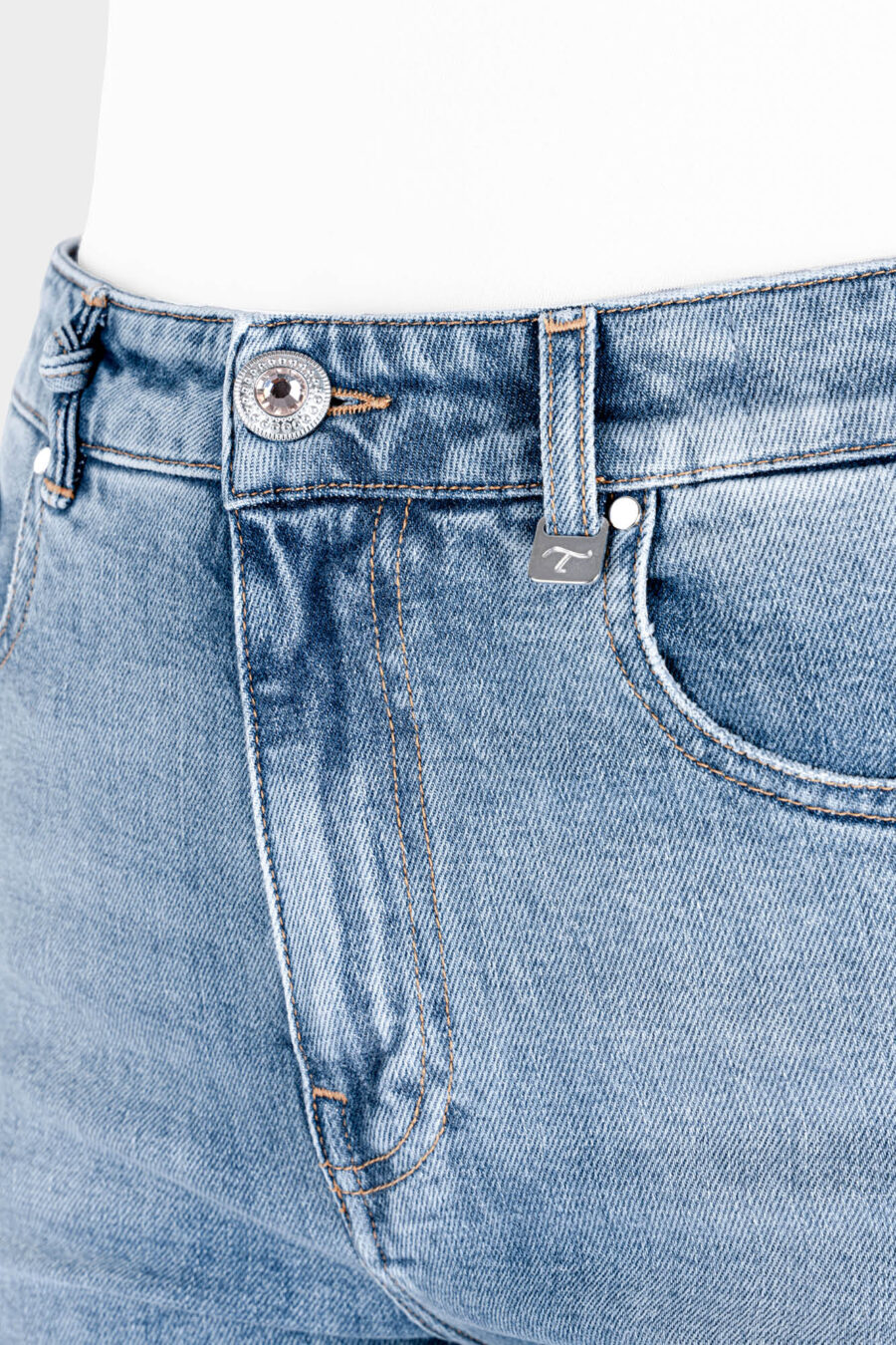 JEANS MONICA MUM IN DENIM BLU CHIARO - immagine 9