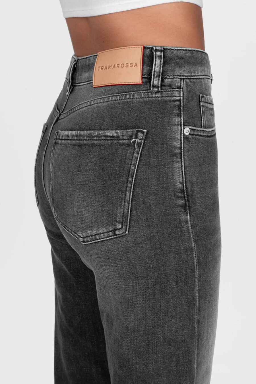 MONICA MUM JEANS IN BLACK DENIM - Image 9
