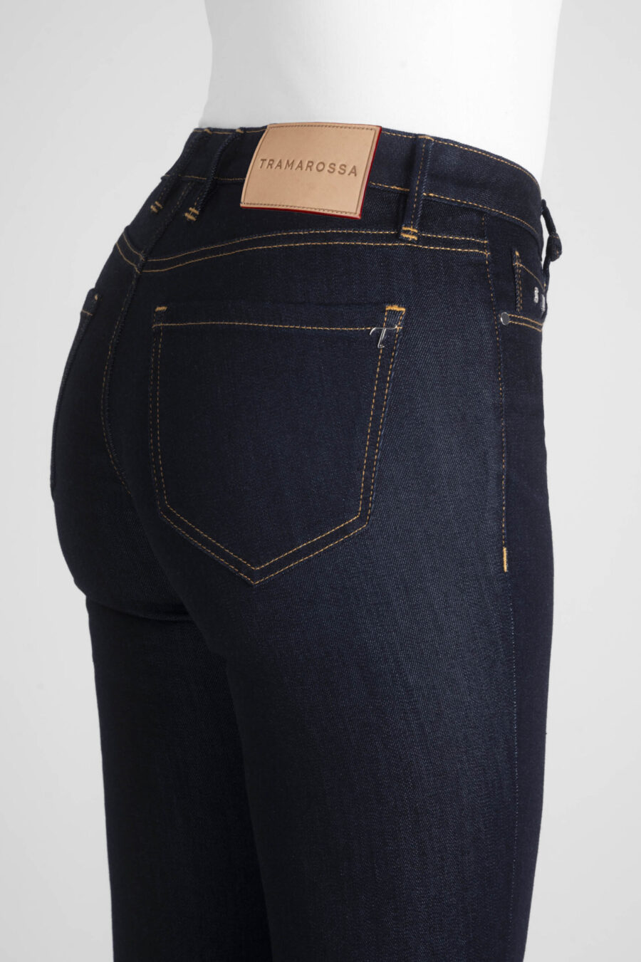 JEANS BIANCA CAPRI SKINNY IN DENIM STRETCH BLU SCURO - immagine 7