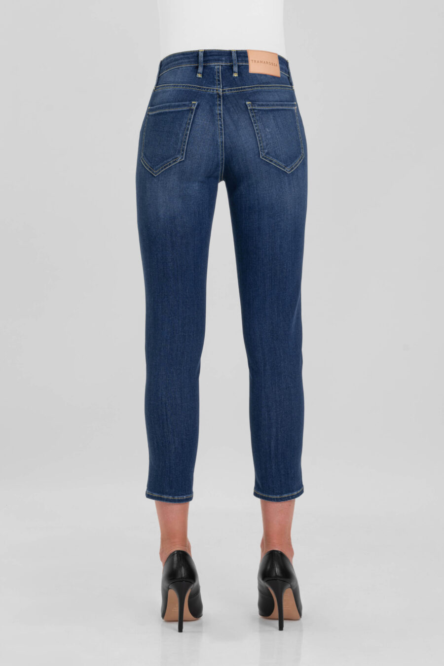 JEANS BIANCA CAPRI SKINNY IN DENIM STRETCH BLU MEDIO - immagine 6