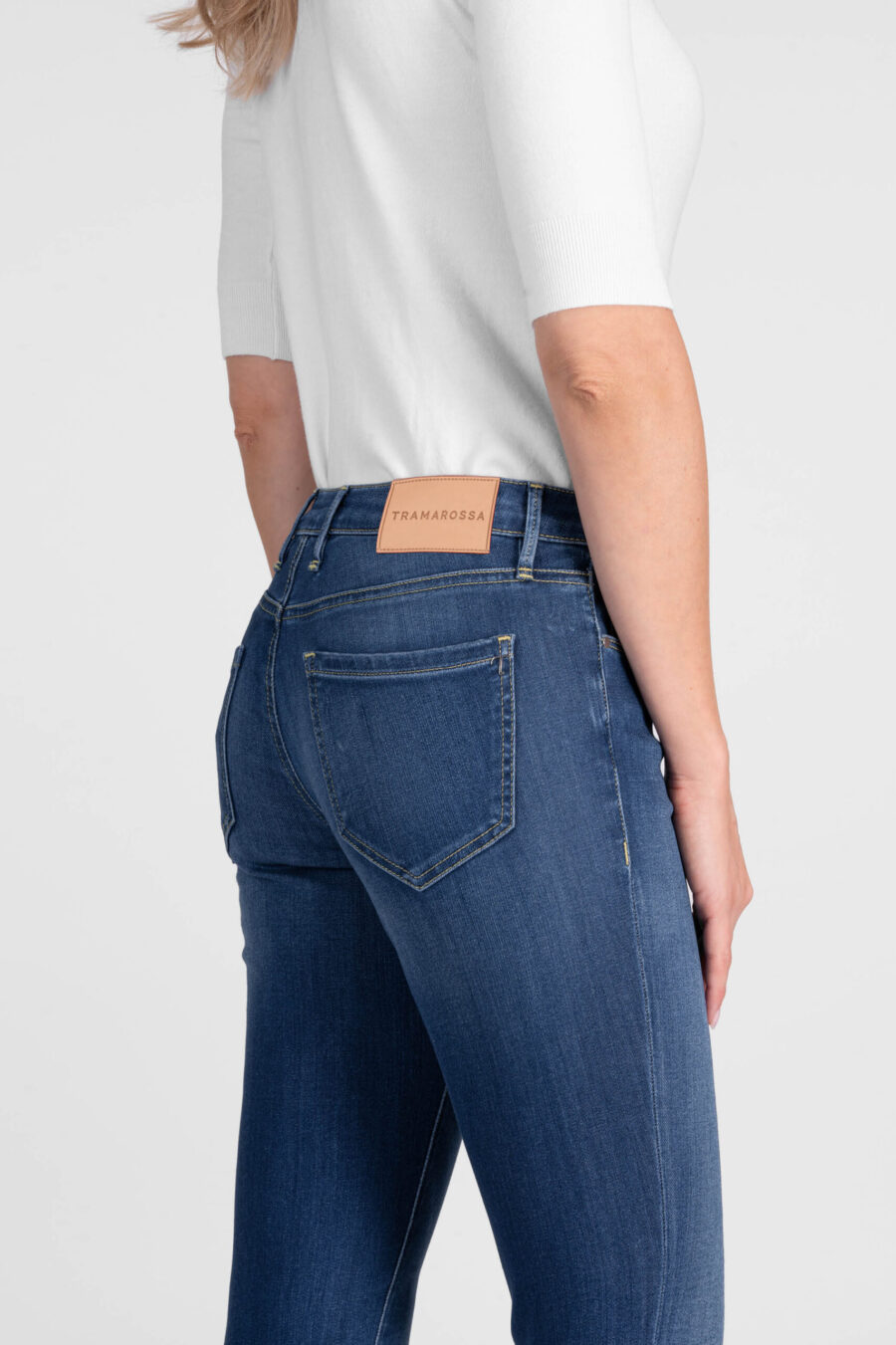 JEANS BIANCA CAPRI SKINNY IN DENIM STRETCH BLU MEDIO - immagine 4