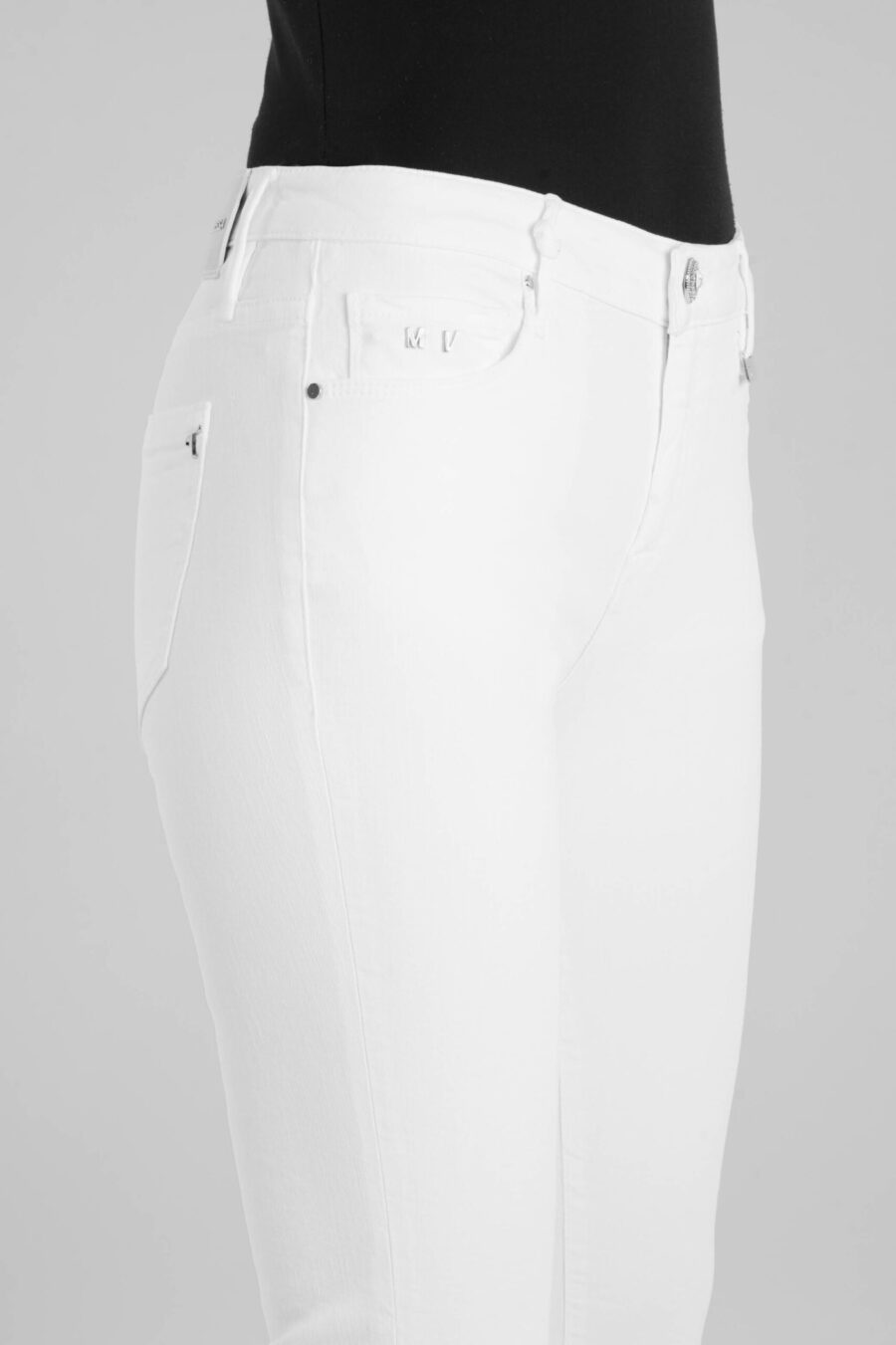 JEANS BIANCA FLARE CUT FLARE IN GABARDINA DI COTONE STRETCH BIANCO - immagine 9