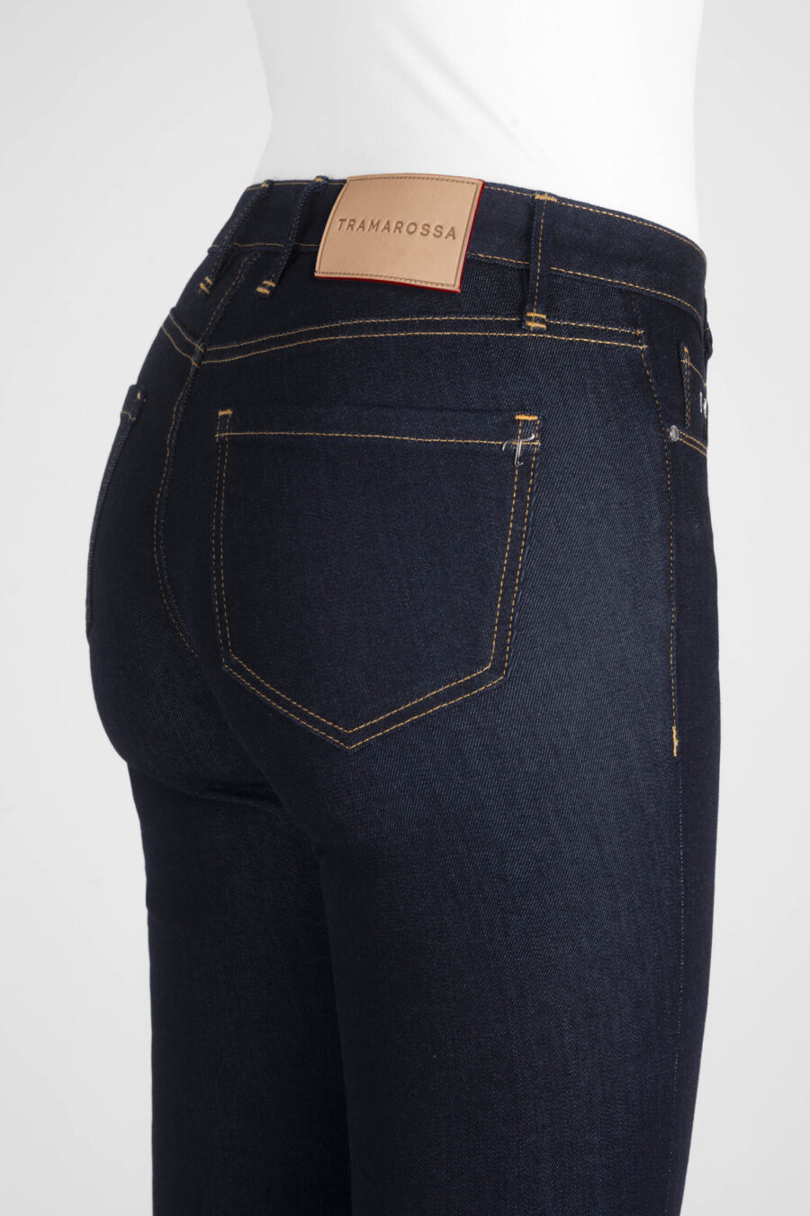 JEANS BIANCA FLARE CUT FLARE IN DENIM STRETCH BLU SCURO - immagine 8