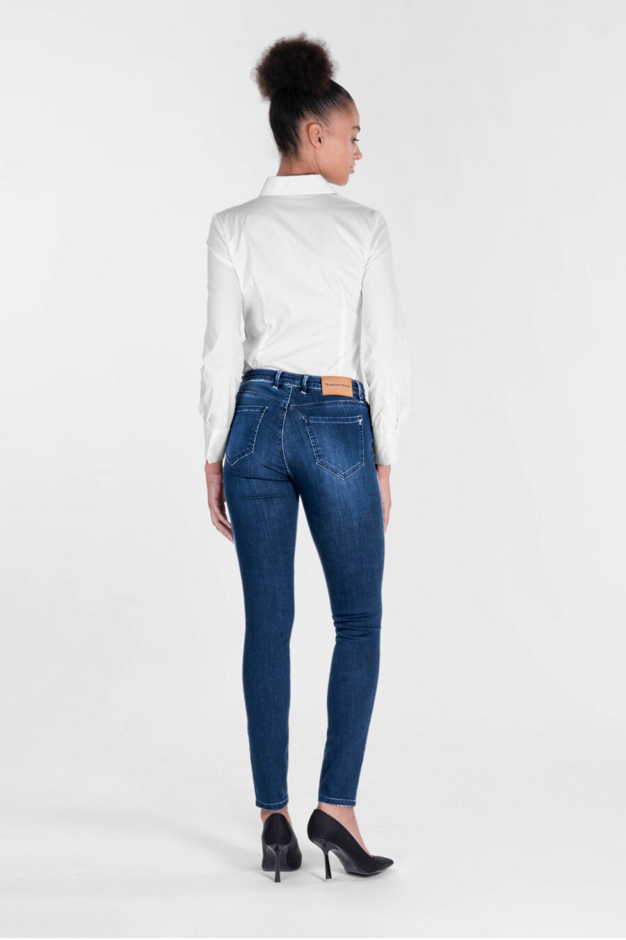JEANS BIANCA SLIM SKINNY IN DENIM STRETCH BLU MEDIO - immagine 3