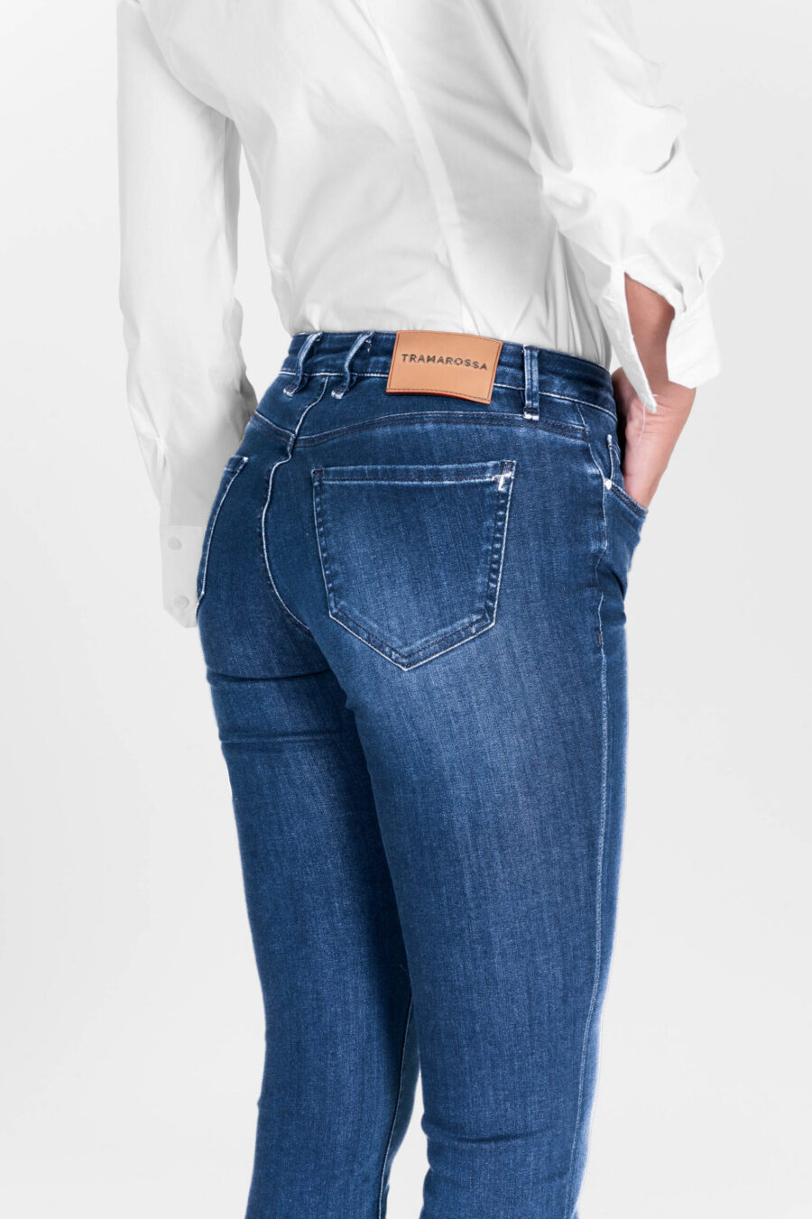 JEANS BIANCA SLIM SKINNY IN DENIM STRETCH BLU MEDIO - immagine 4
