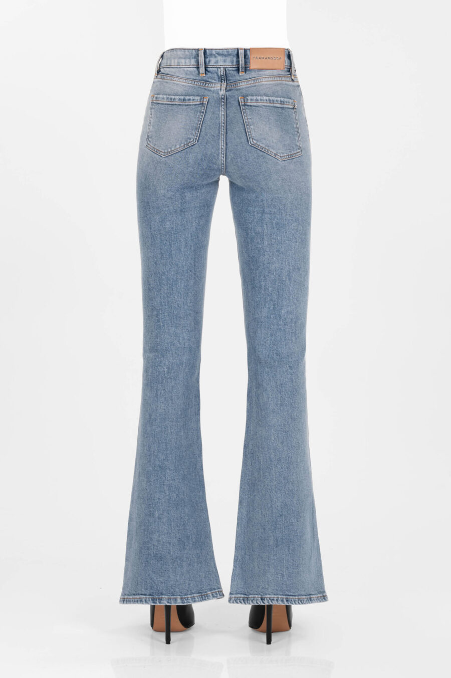 LAVINIA FLARE IN LIGHT BLUE DENIM - Image 5