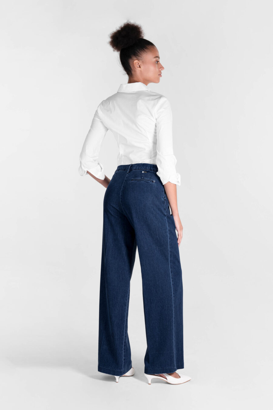 AURELIA WIDE LEG PANTS IN MEDIUM BLUE COTTON GABARDINE - Image 4