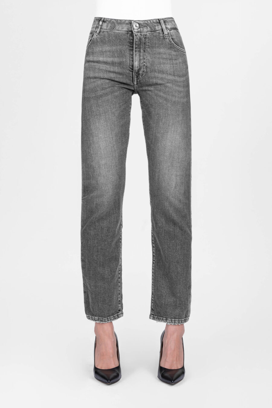 MONICA MUM JEANS IN BLACK DENIM - Image 4
