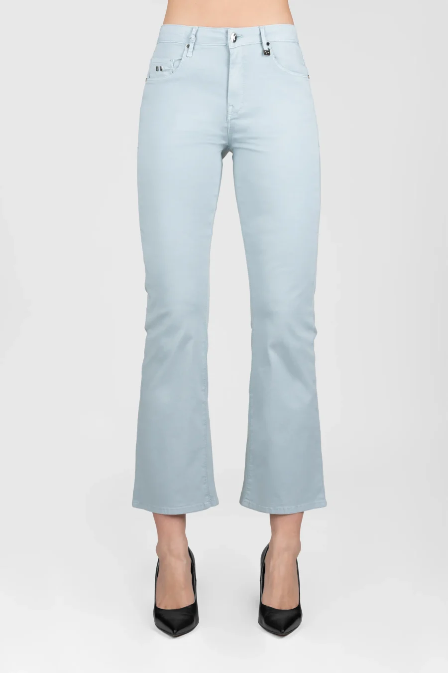 BIANCA FLARE CUT JEANS IN LIGHT BLUE COTTON